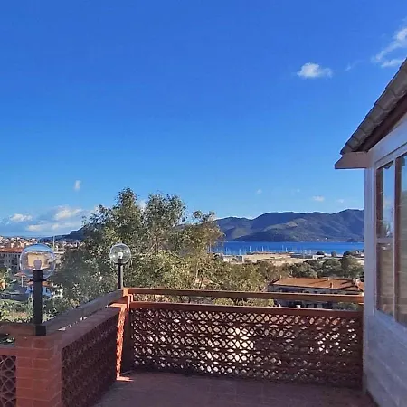 Stellamare Holiday home *