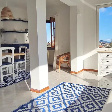 Stellamare Holiday home *