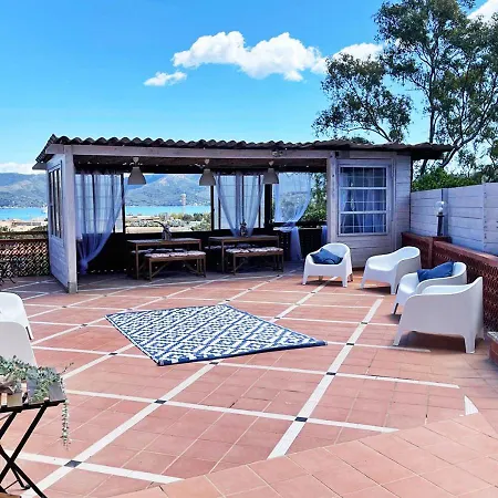 Stellamare Holiday home *